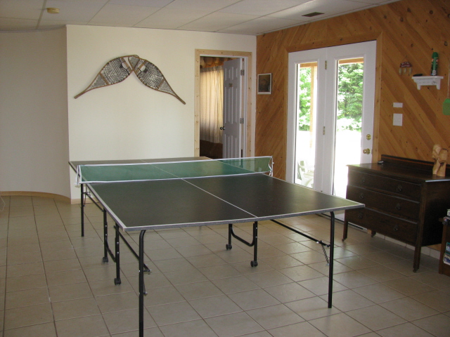 Buck Lake Cottage Rental #3-23~ Ping Pong Room